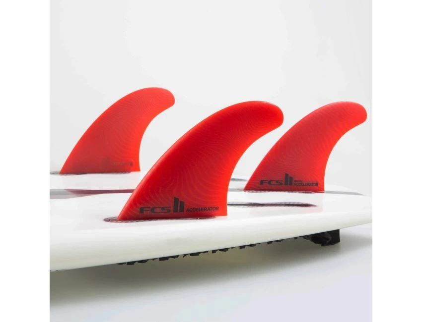 FCS II Accelerator Neo Glass Red Eco Blend Thruster - Medium – Image 3