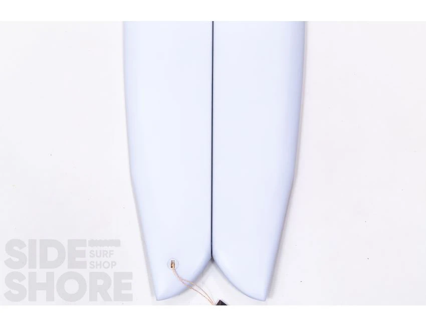 RNF Retro Revamp - 5'6 X 20.75" X 2.40" - 32 L - Quad - Futures – Image 13
