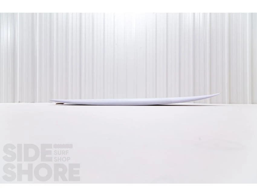 RNF Retro Revamp - 5'6 X 20.75" X 2.40" - 32 L - Quad - Futures – Image 7